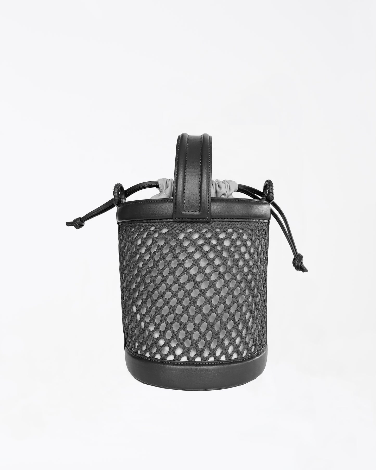 Pre-order Sandoná Bucket negro